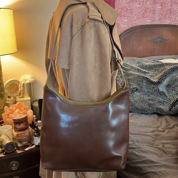 SALE!!! DEAL!! On-Trend 1990s Vintage Vegan Structured Hobo Shoulder Bag - Picture 2 of 7